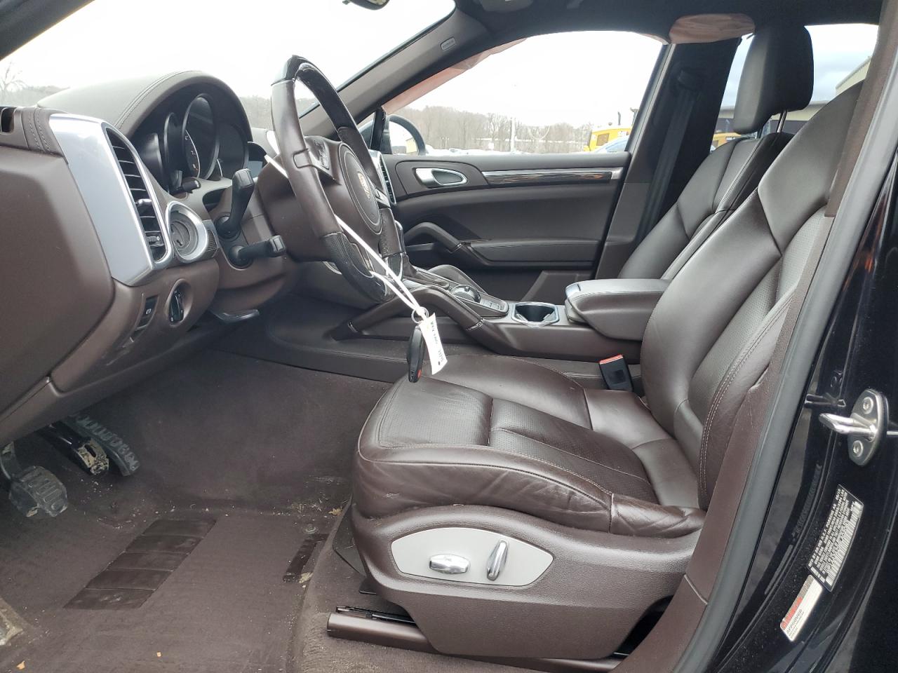 2011 Porsche Cayenne VIN: WP1AA2A29BLA02083 Lot: 49099575