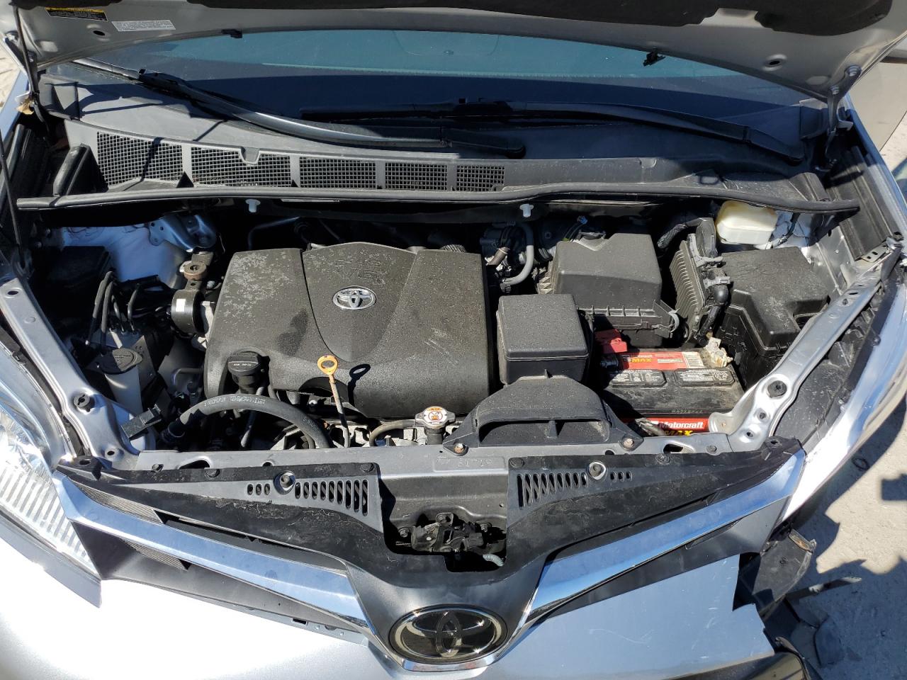 2018 Toyota Sienna - Image 12