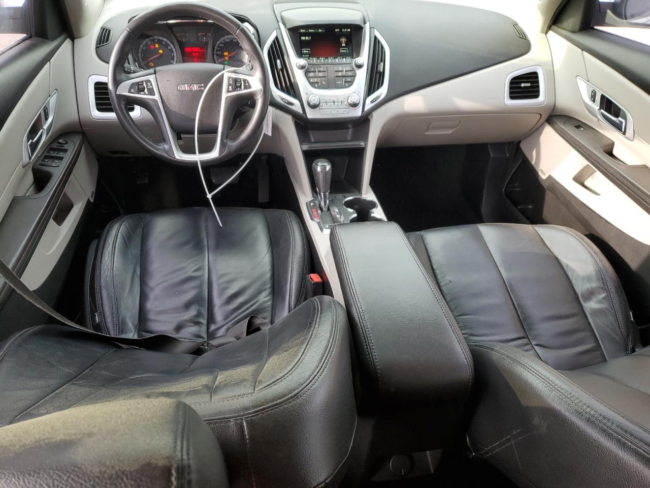 2017 GMC Terrain - Image 8