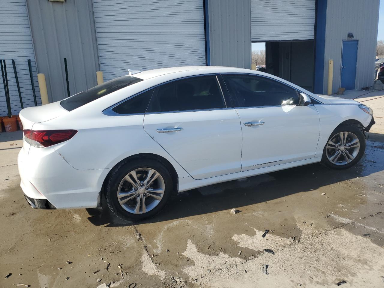 2018 Hyundai Sonata - Image 3
