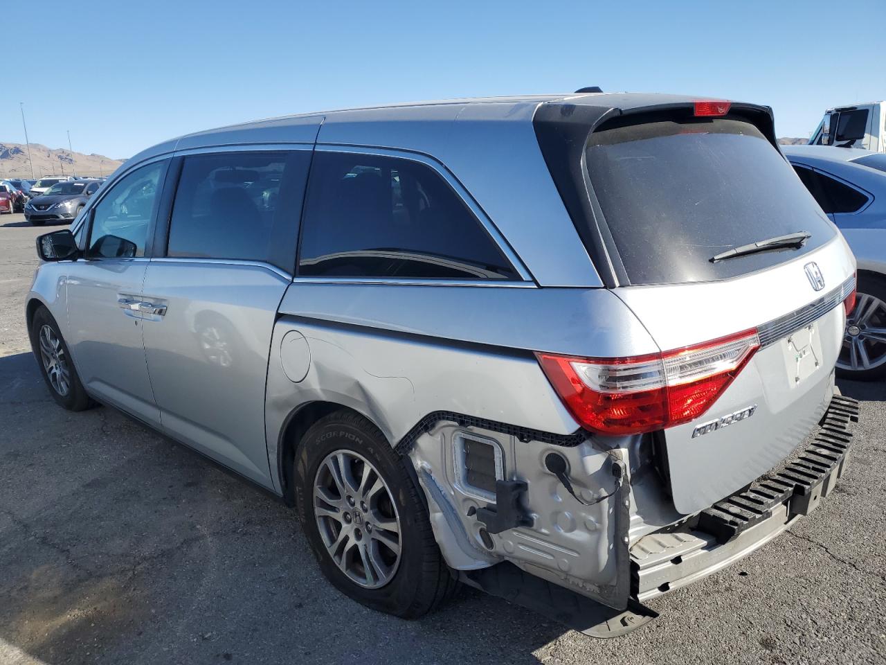 2013 Honda Odyssey - Image 2