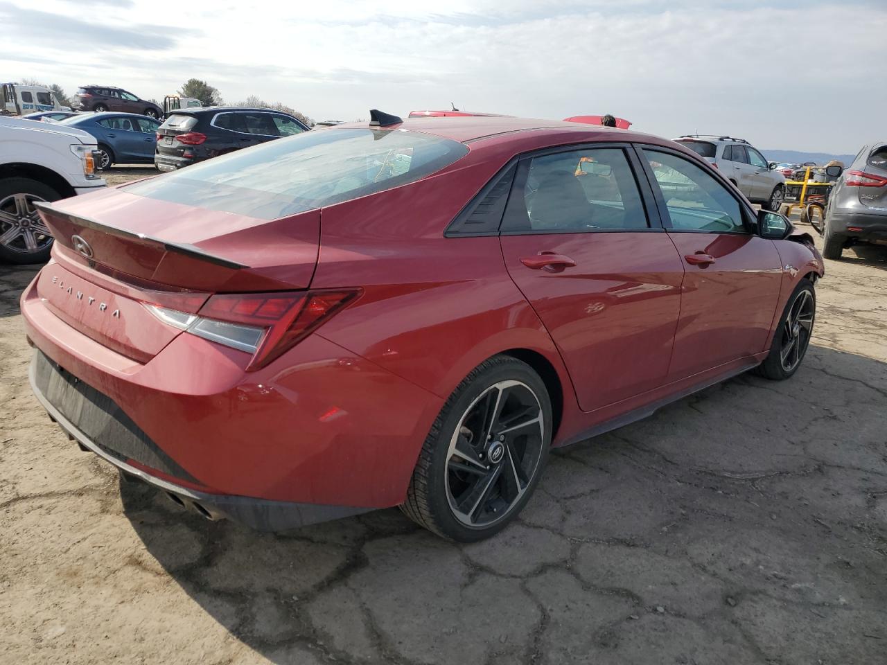 2023 Hyundai Elantra - Image 3