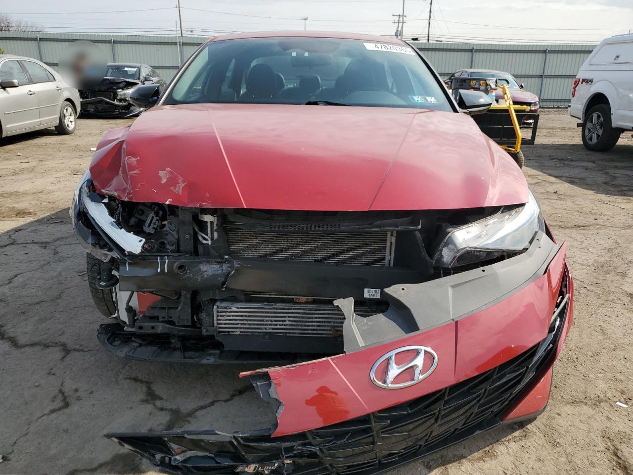 2023 Hyundai Elantra - Image 5