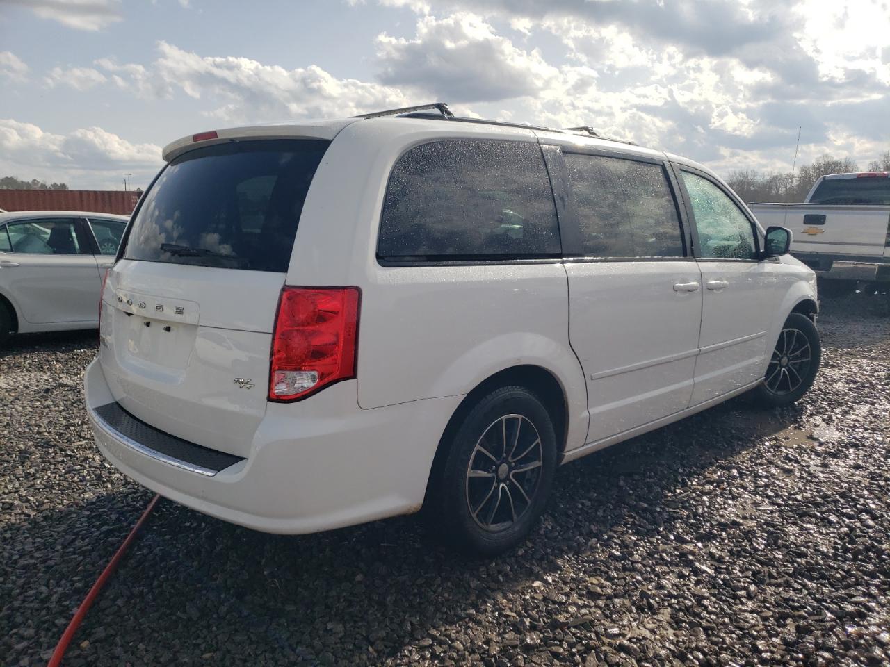 2016 Dodge Caravan - Image 3