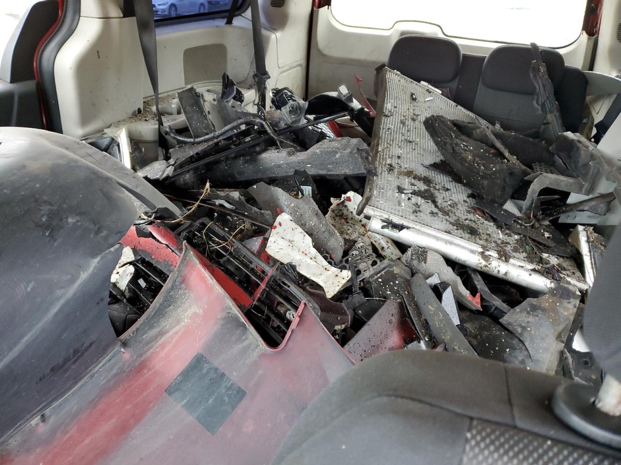 2008 Dodge Caravan - Image 14