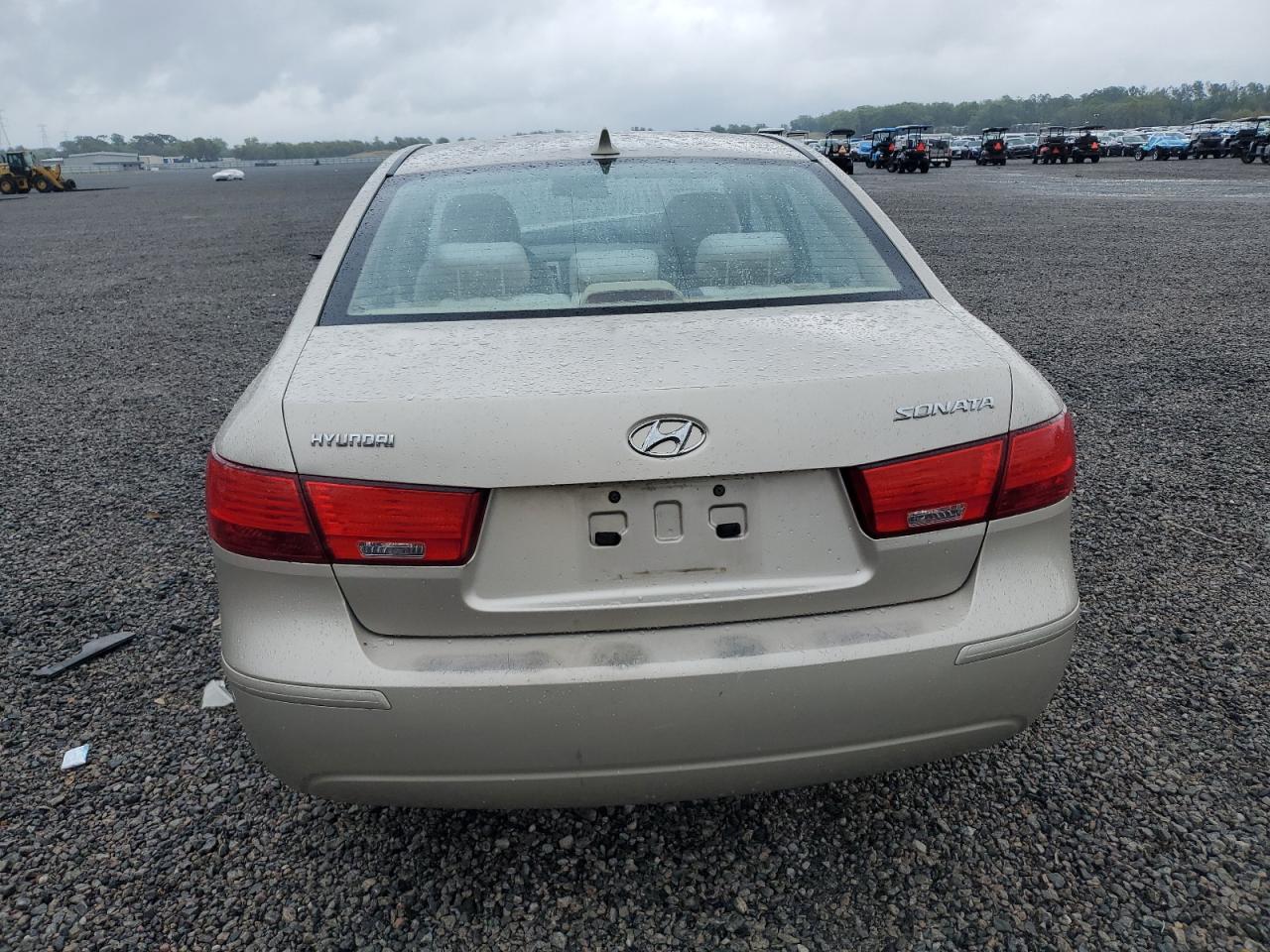 2009 Hyundai Sonata - Image 6