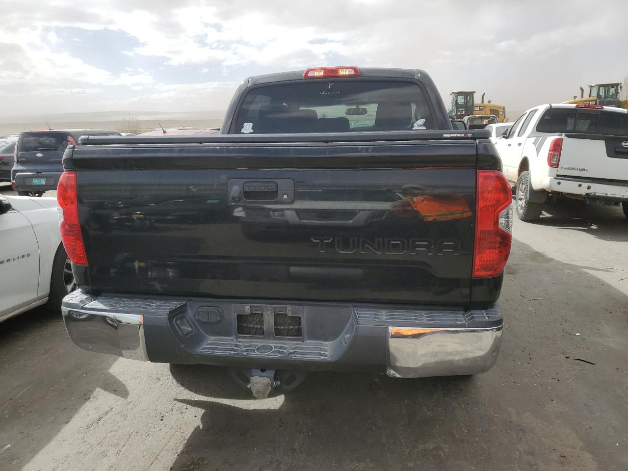 2015 Toyota Tundra - Image 6