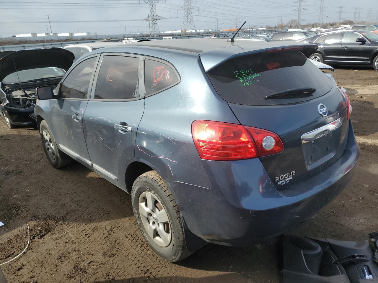 2013 Nissan Rogue - Image 2