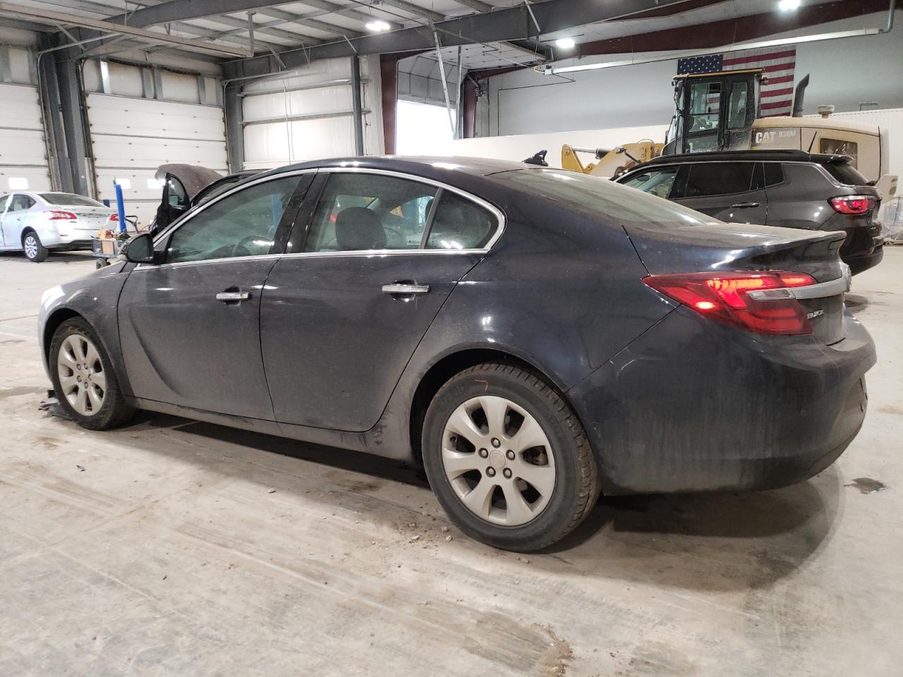 2014 Buick Regal - Image 2
