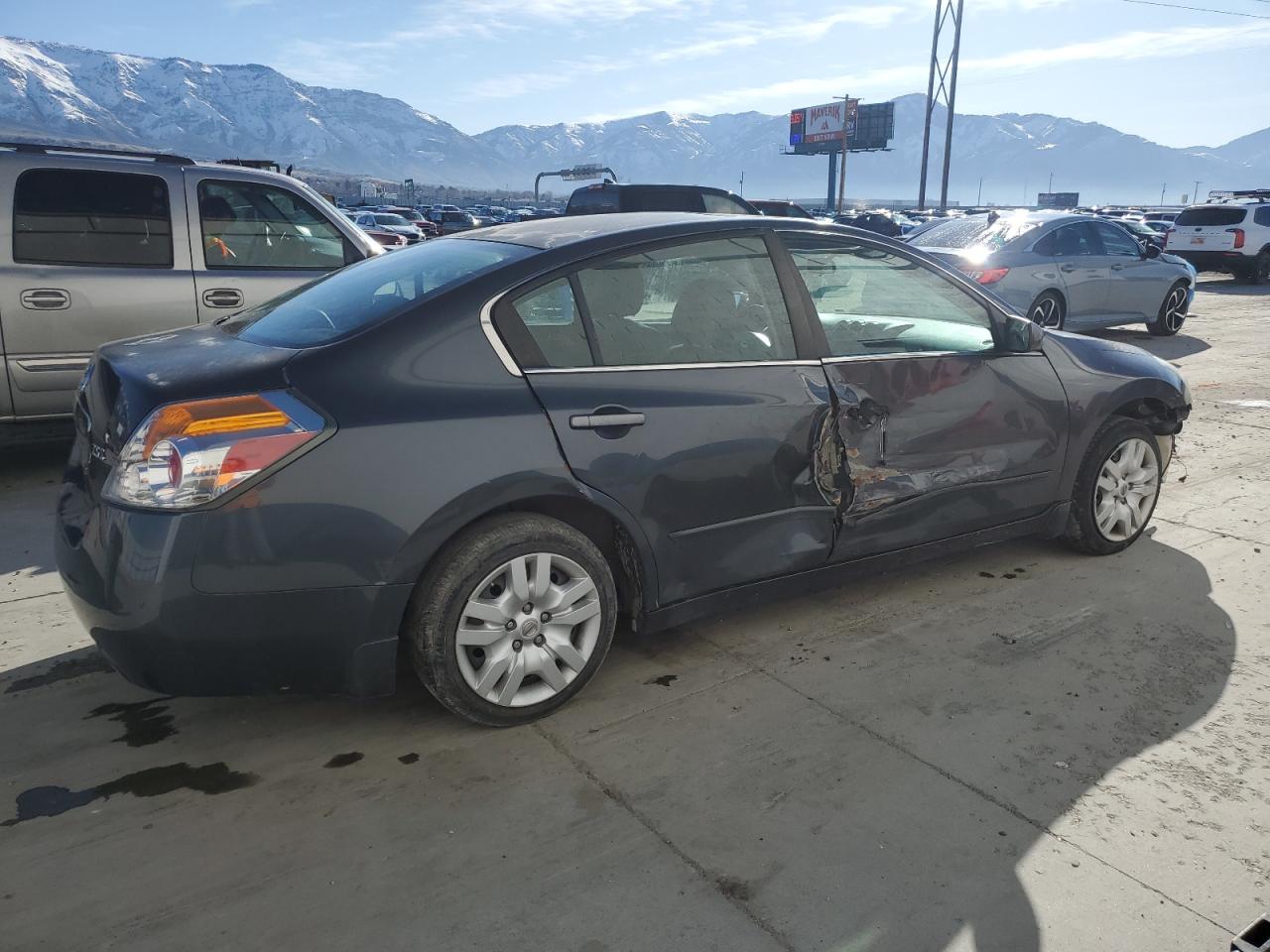 2009 Nissan Altima - Image 3