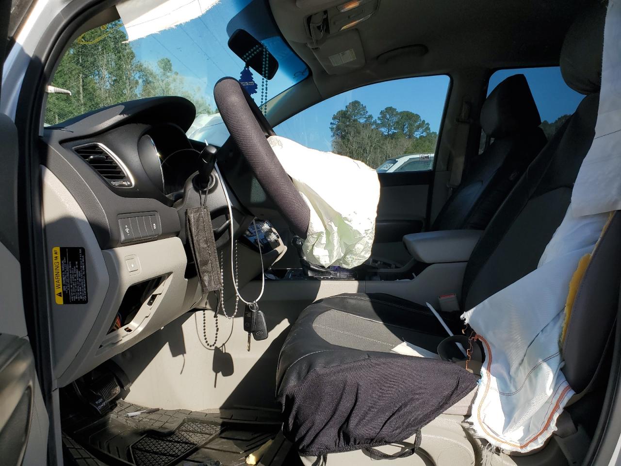 2016 Kia Sedona - Image 7