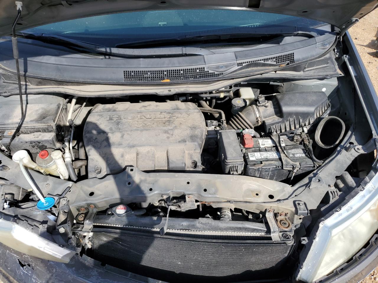 2012 Honda Odyssey - Image 12