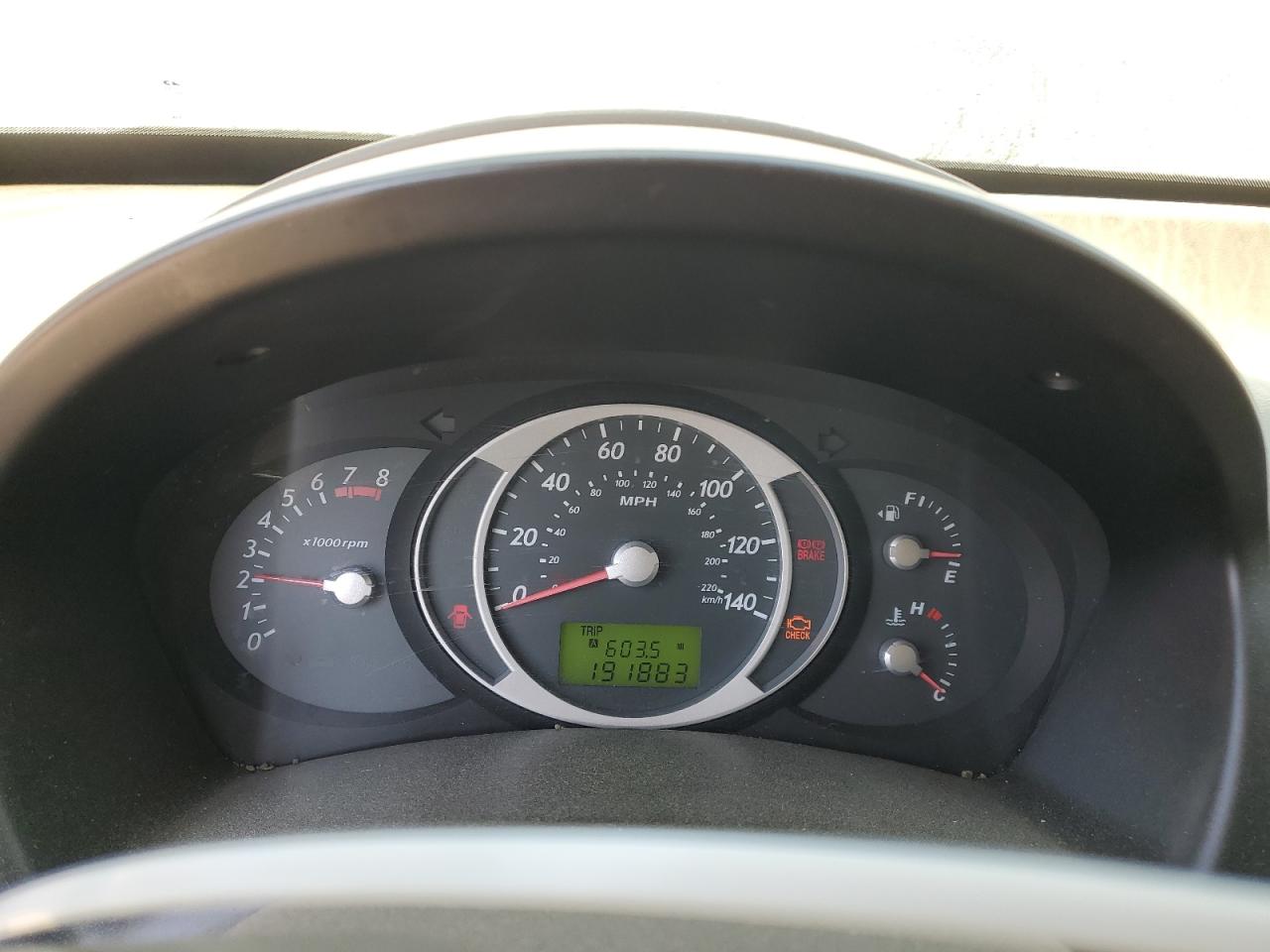 2007 Hyundai Tucson - Image 9