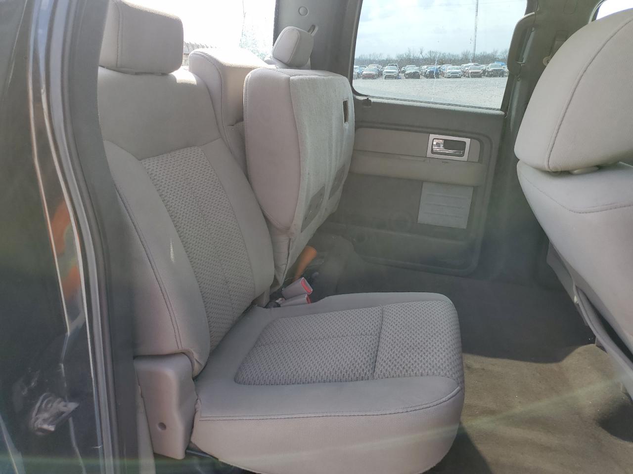 2009 Ford F-150 - Image 11