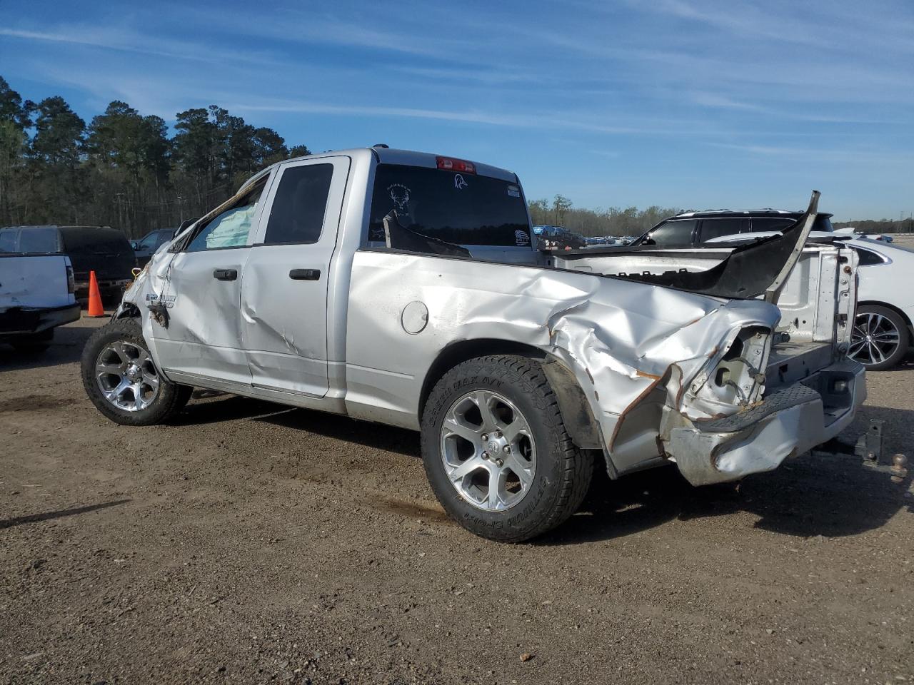 2014 RAM 1500 - Image 2