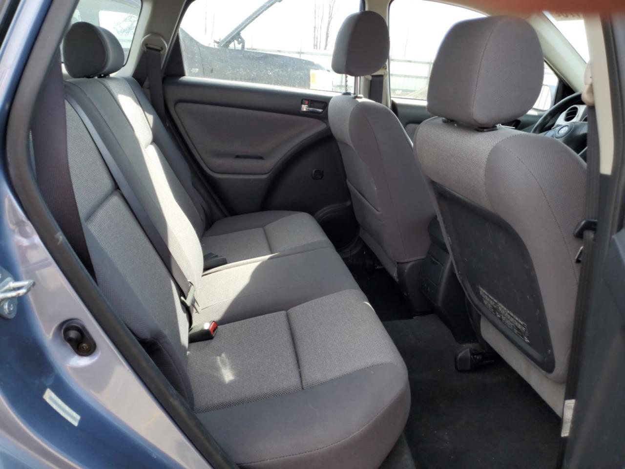 2004 Toyota Corolla - Image 10