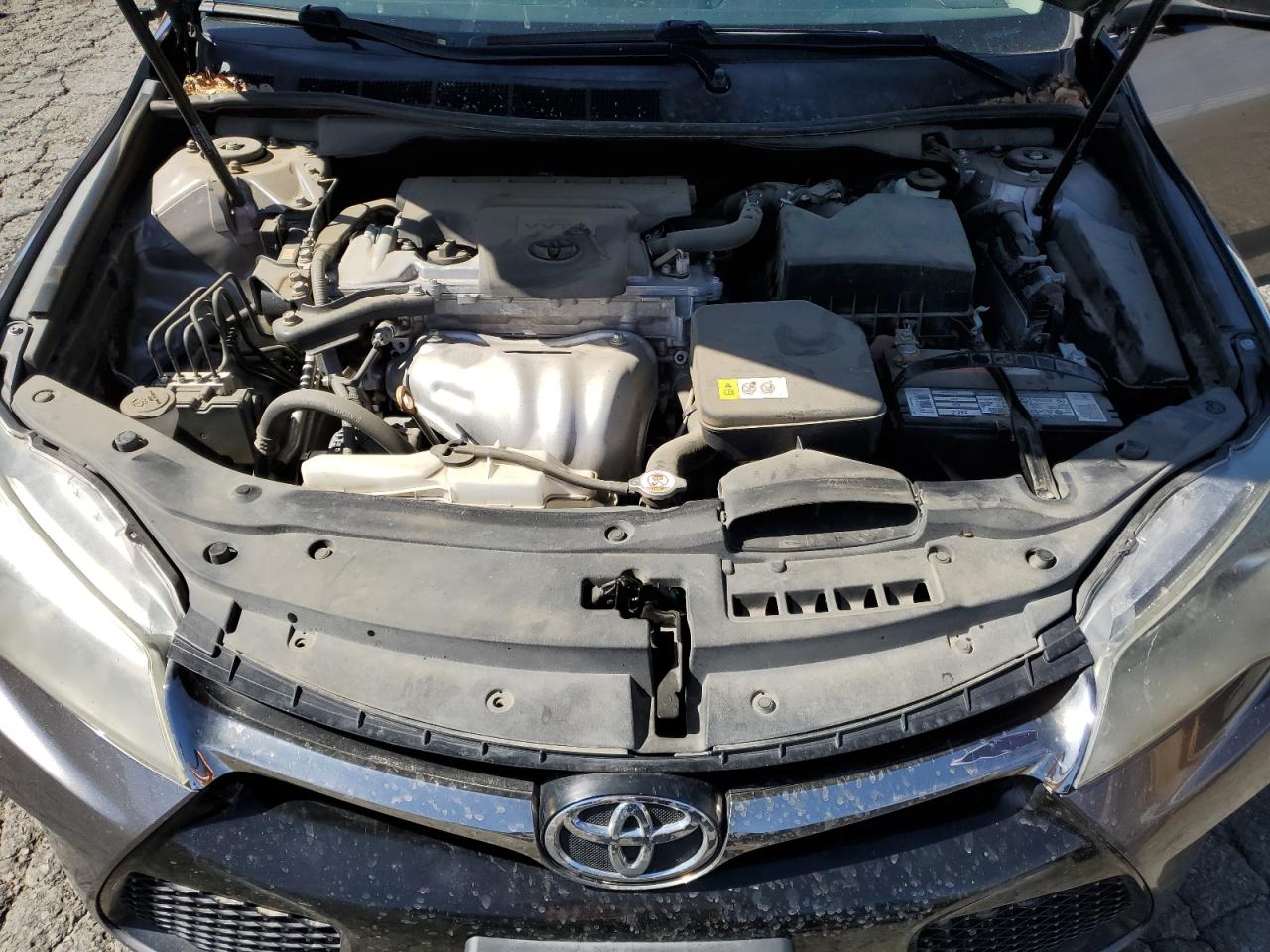 2017 Toyota Camry - Image 11