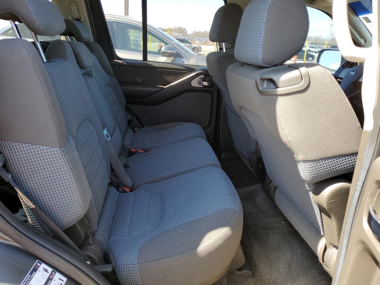 2005 Nissan Pathfinder Le VIN: 5N1AR18W25C715212 Lot: 50212145
