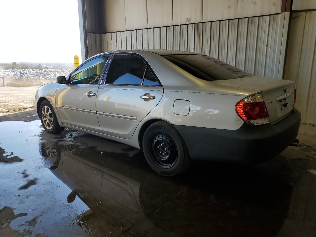 2006 Toyota Camry - Image 2