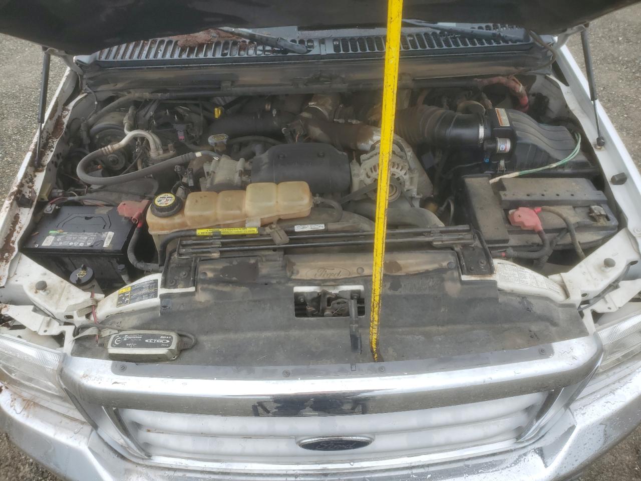 2002 Ford F250 - Image 12