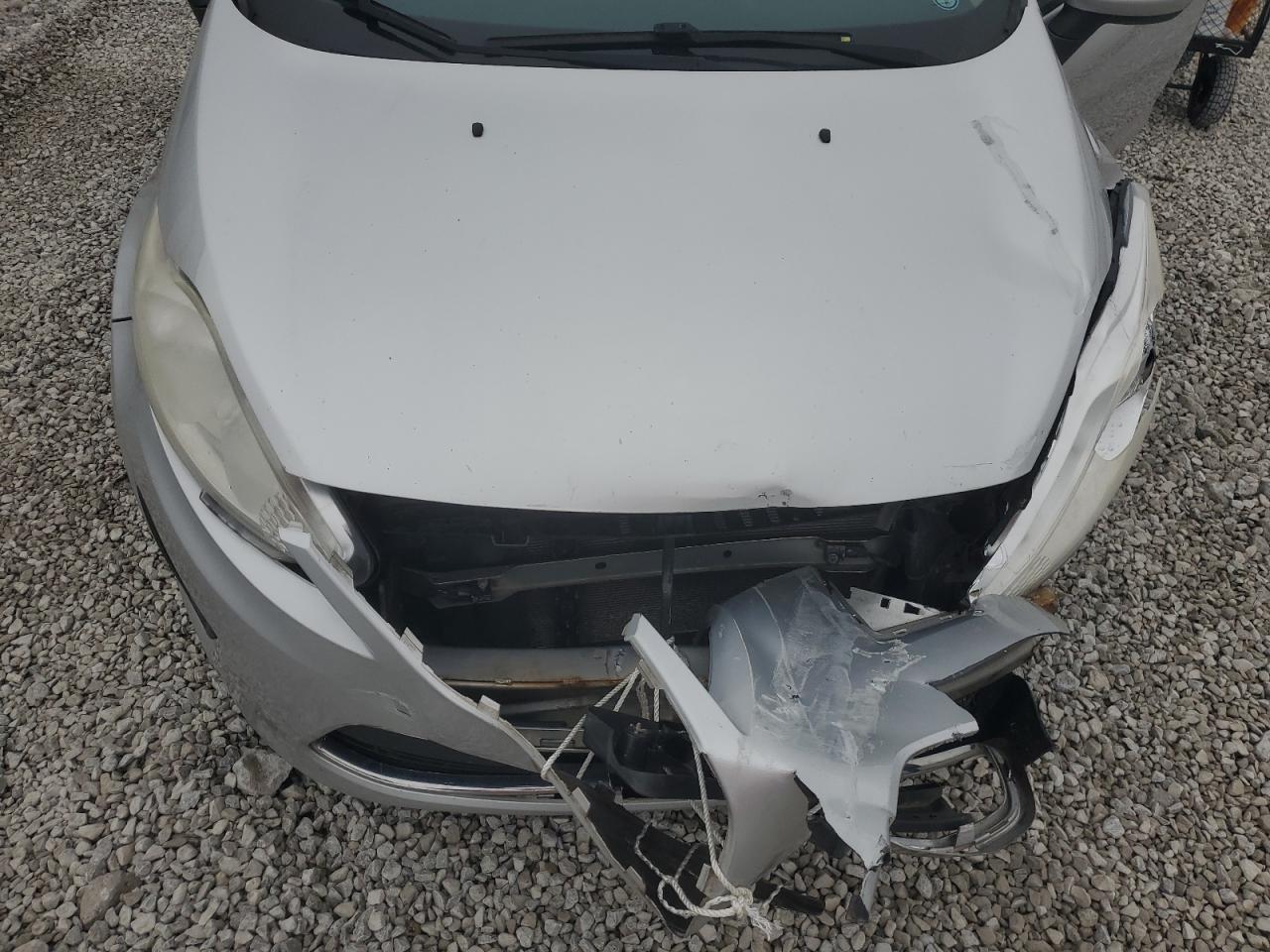 2012 Ford Fiesta - Image 13