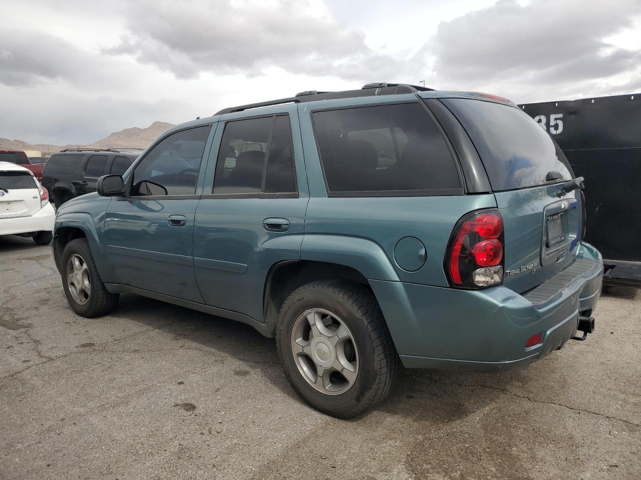 2009 Chevrolet TrailBlazer - Image 2