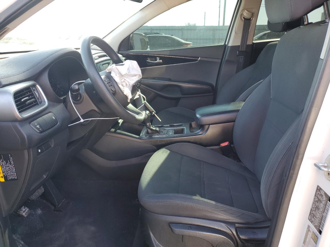 2017 Kia Sorento - Image 7