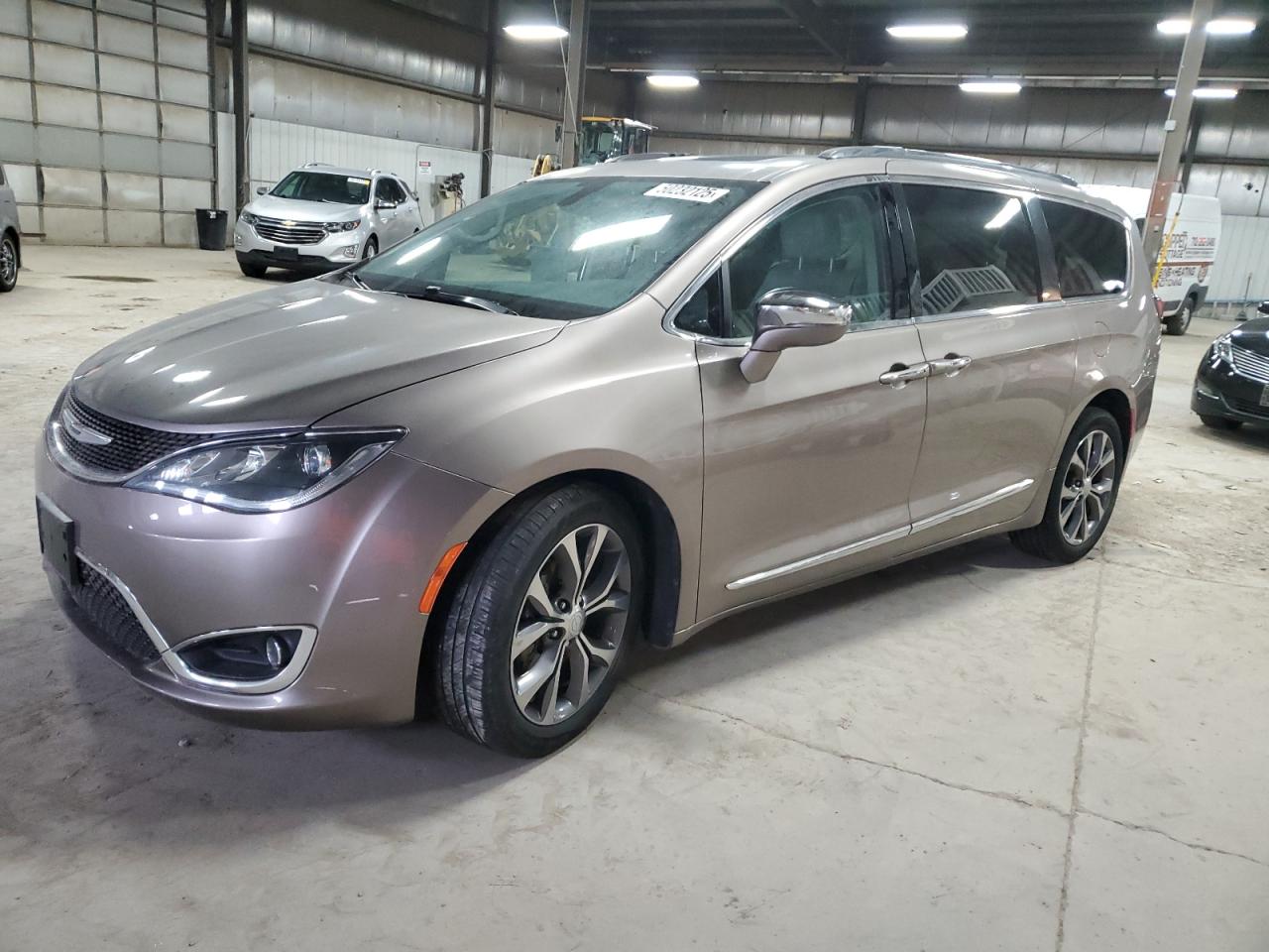 2017 Chrysler Pacifica Limited for Sale in Des Moines, IA - Side