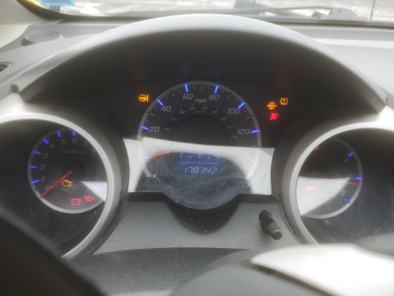 2013 Honda Fit - Image 9