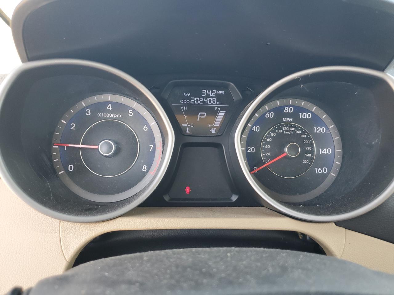 2013 Hyundai Elantra - Image 9
