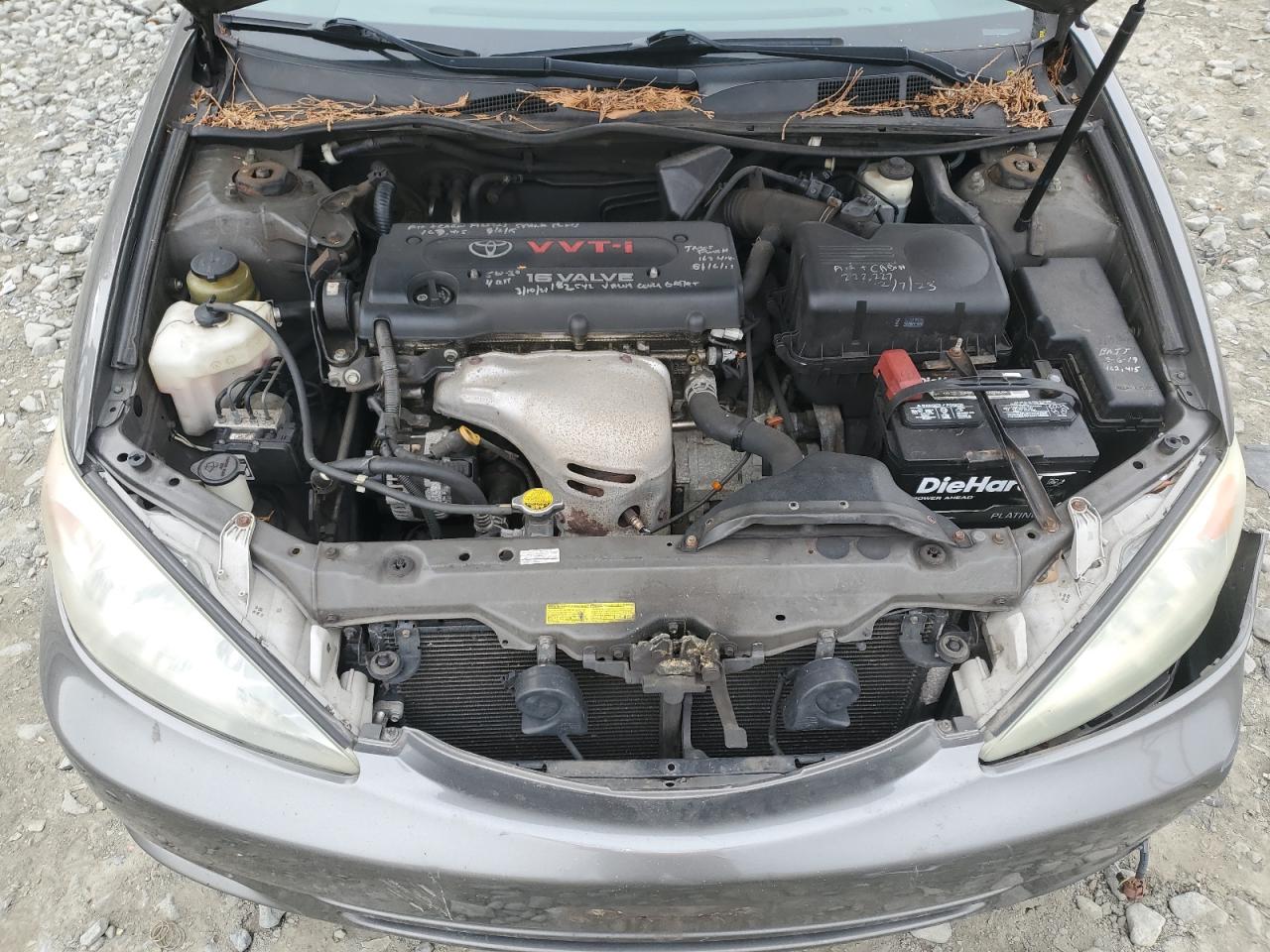 2004 Toyota Camry - Image 11