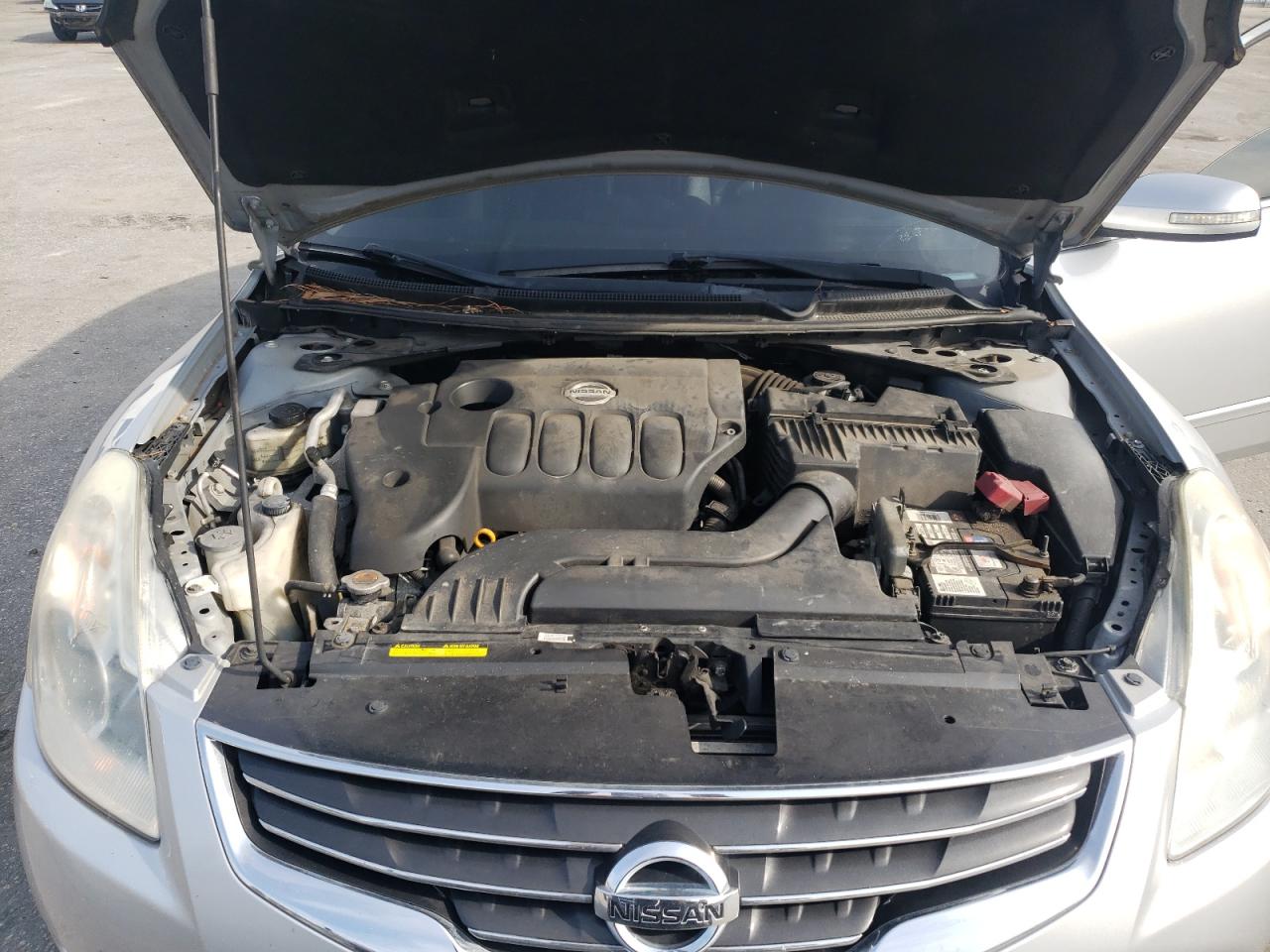 2012 Nissan Altima - Image 12