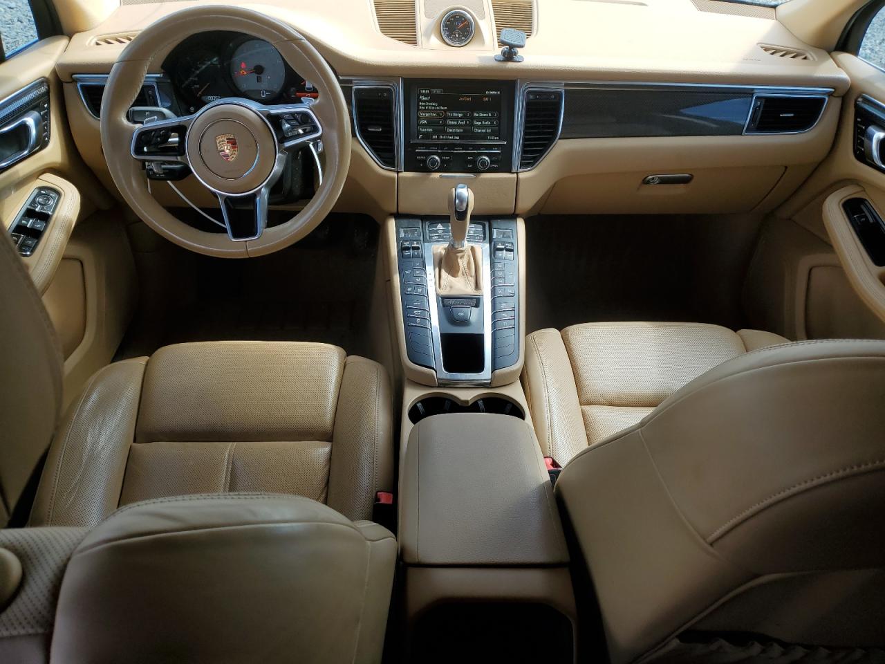 2015 Porsche Macan - Image 8