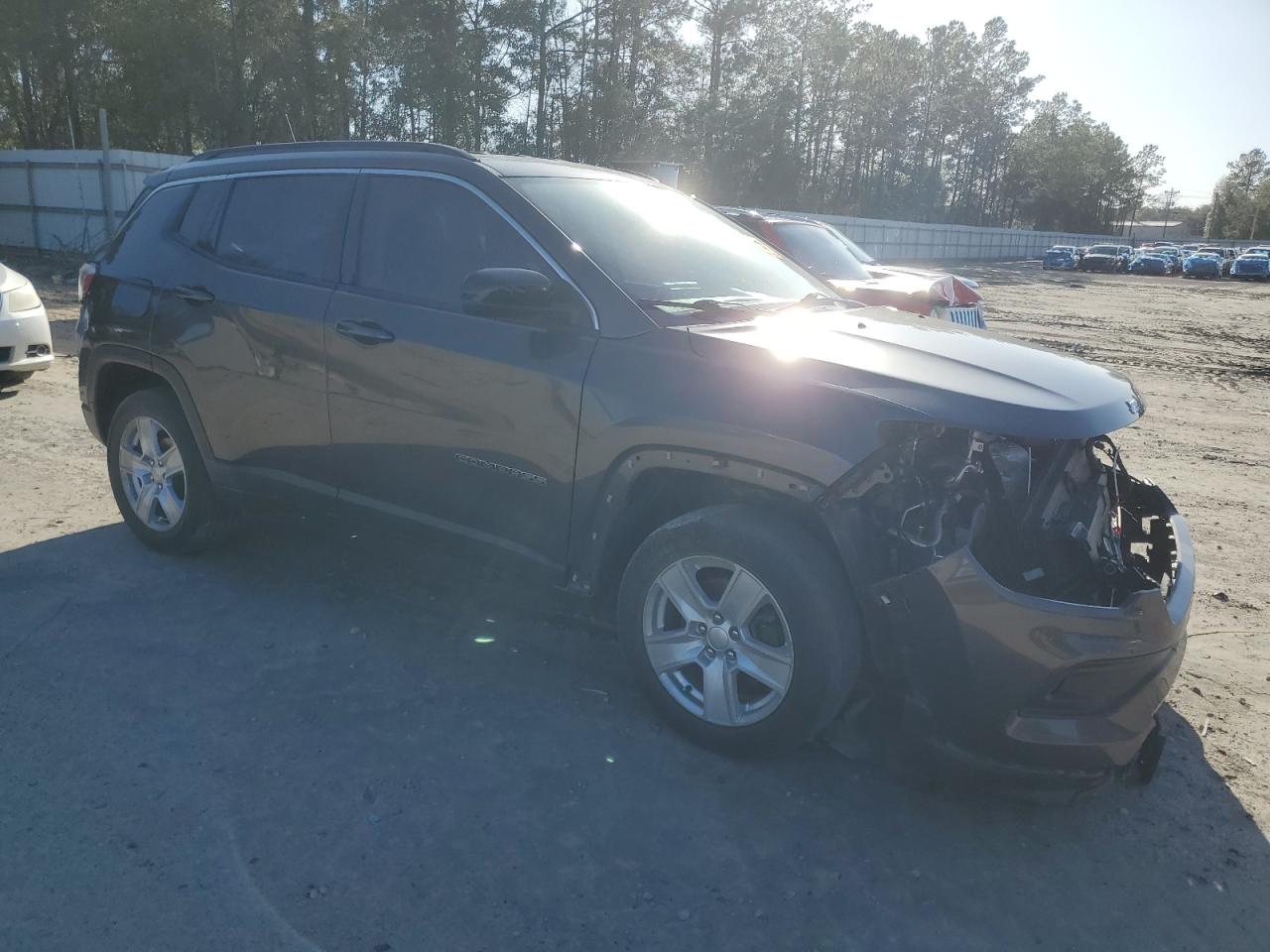2022 Jeep Compass - Image 4