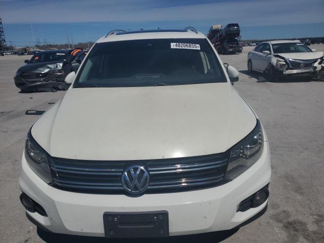  VOLKSWAGEN TIGUAN 2016 Biały