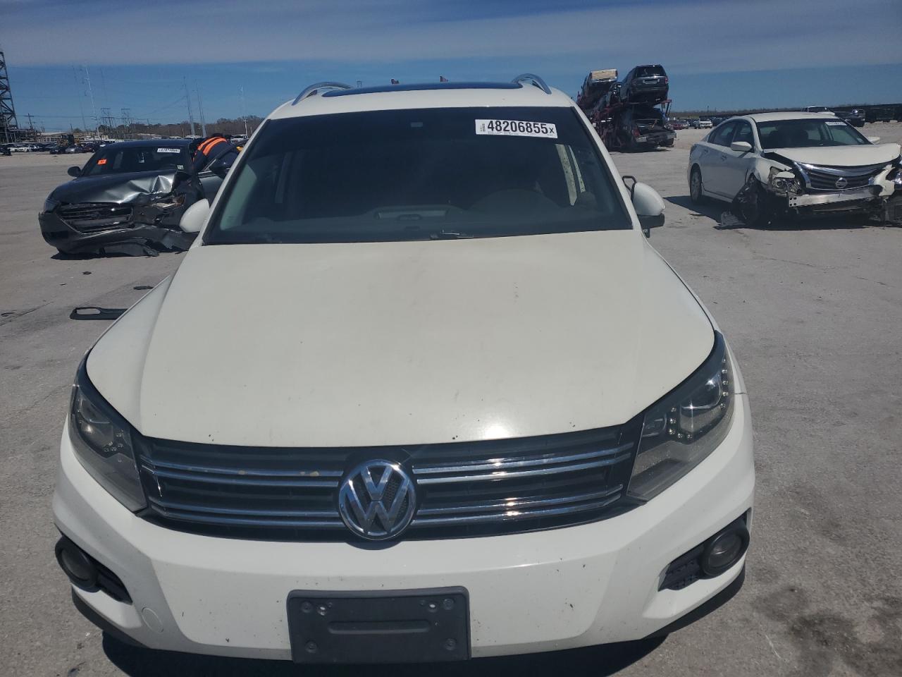 2016 Volkswagen Tiguan - Image 5