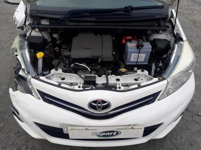 2013 TOYOTA YARIS EDIT
