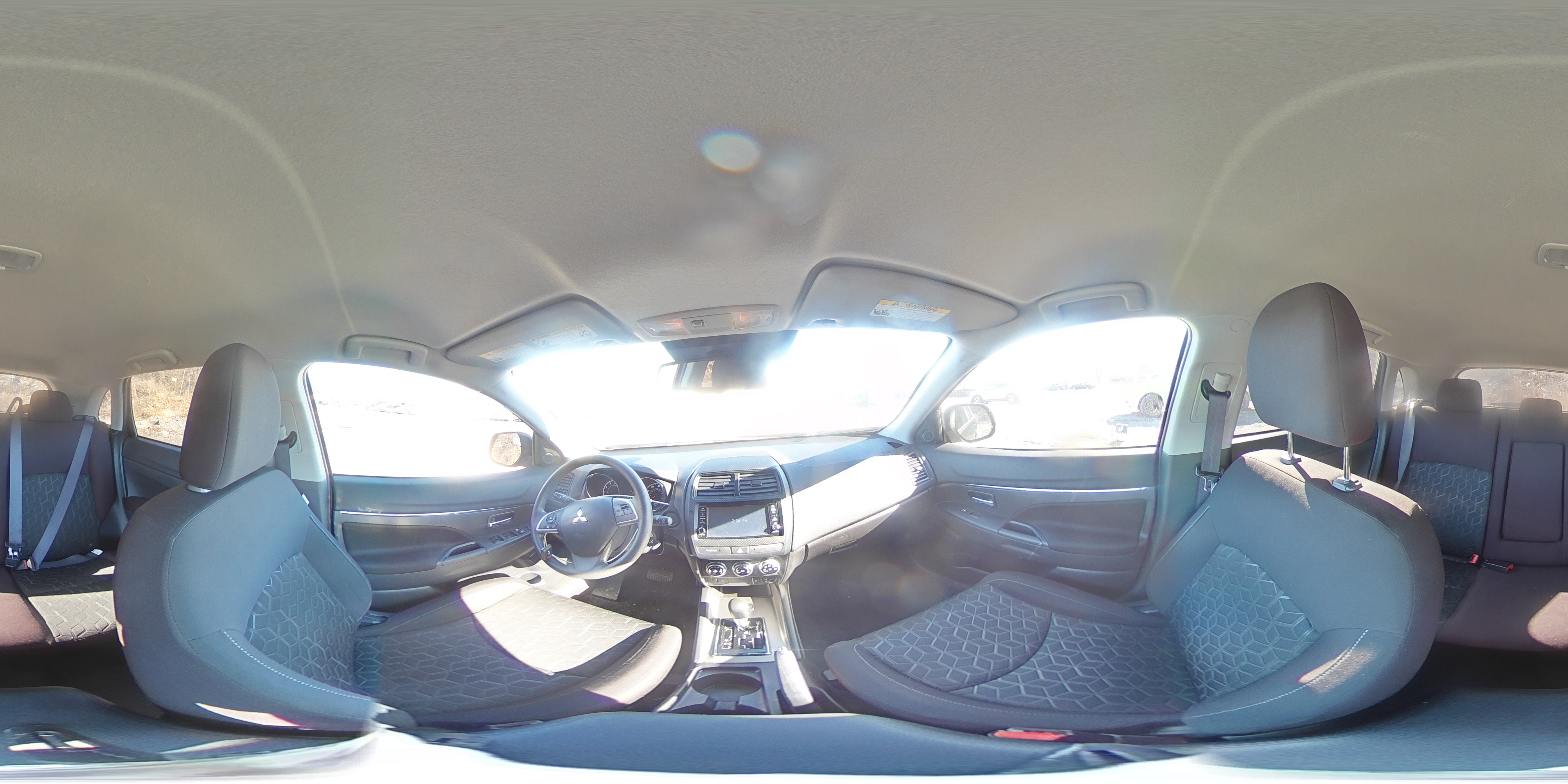 2024 Mitsubishi Outlander - Image 14