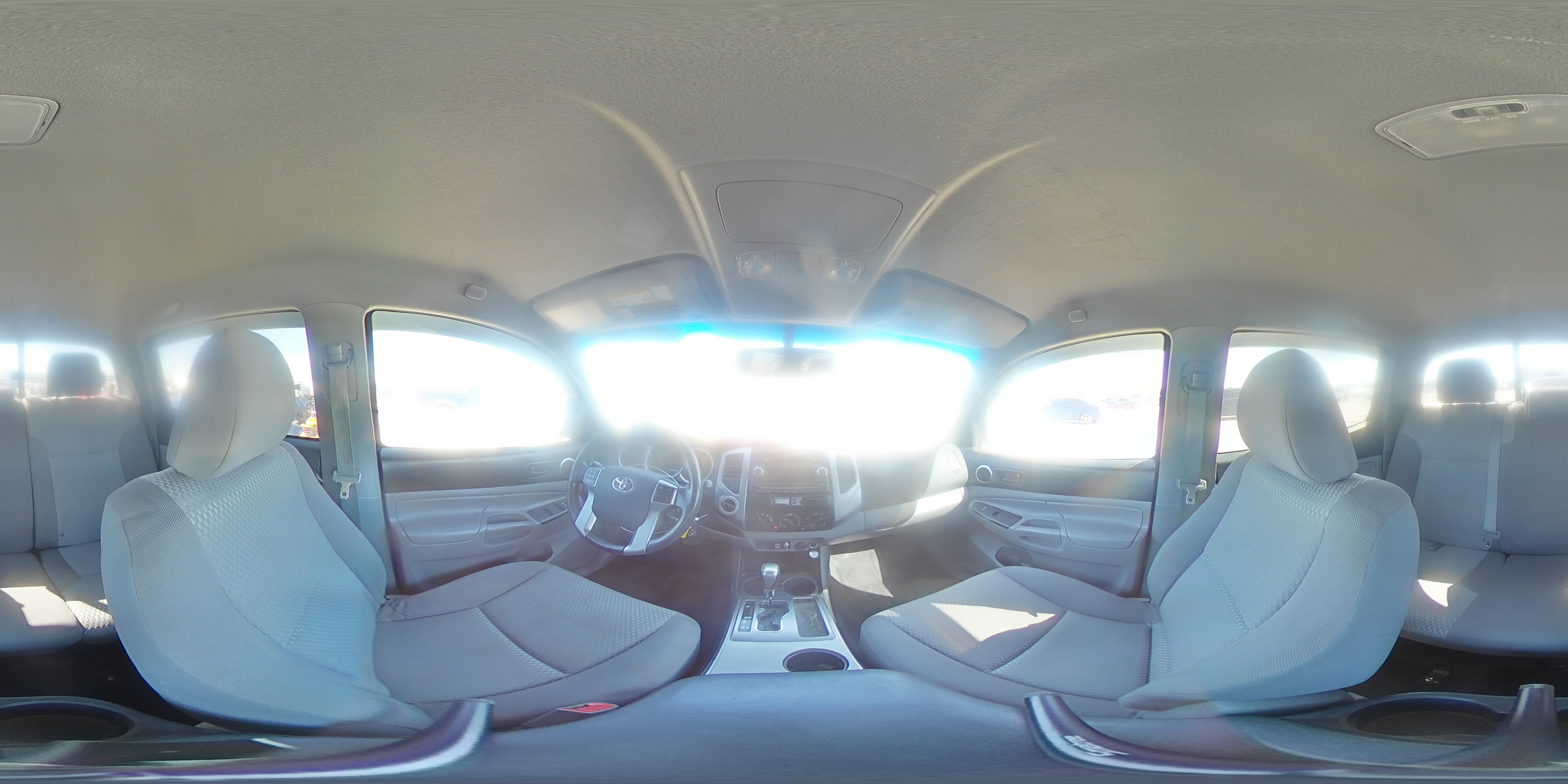 2012 Toyota Tacoma - Image 13