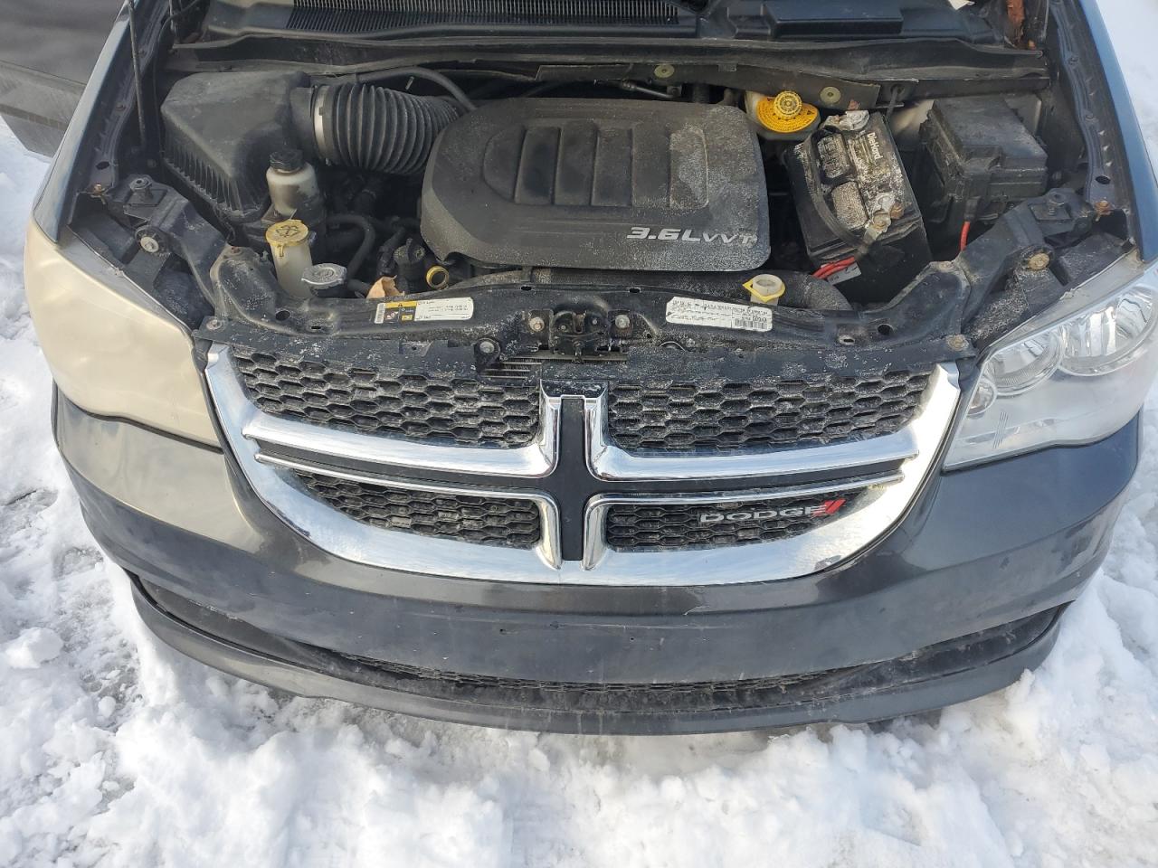 2016 Dodge Caravan - Image 12