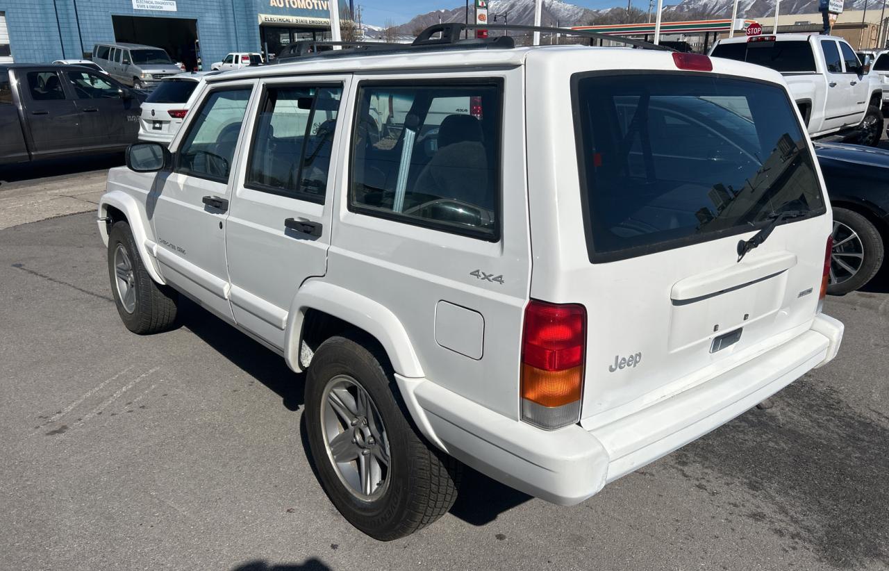2000 Jeep Cherokee - Image 3