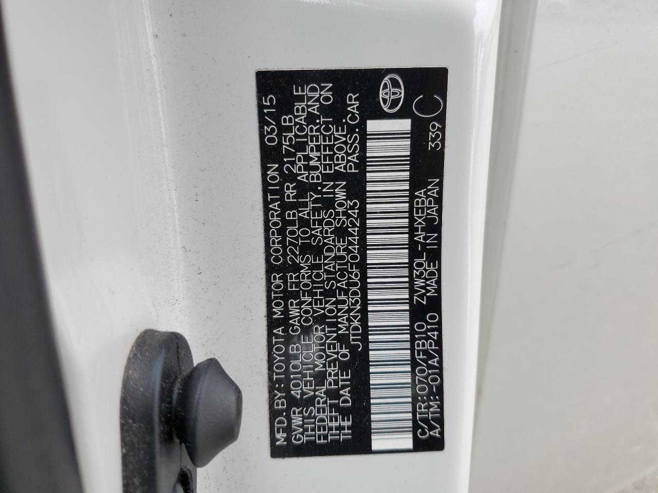 2015 Toyota Prius - Image 14