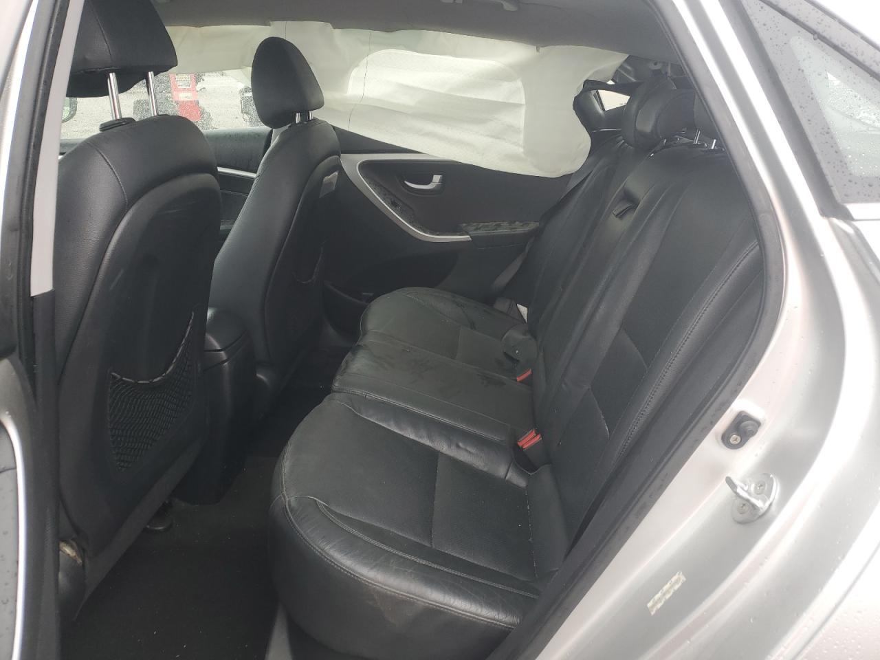 2014 Hyundai Elantra - Image 11