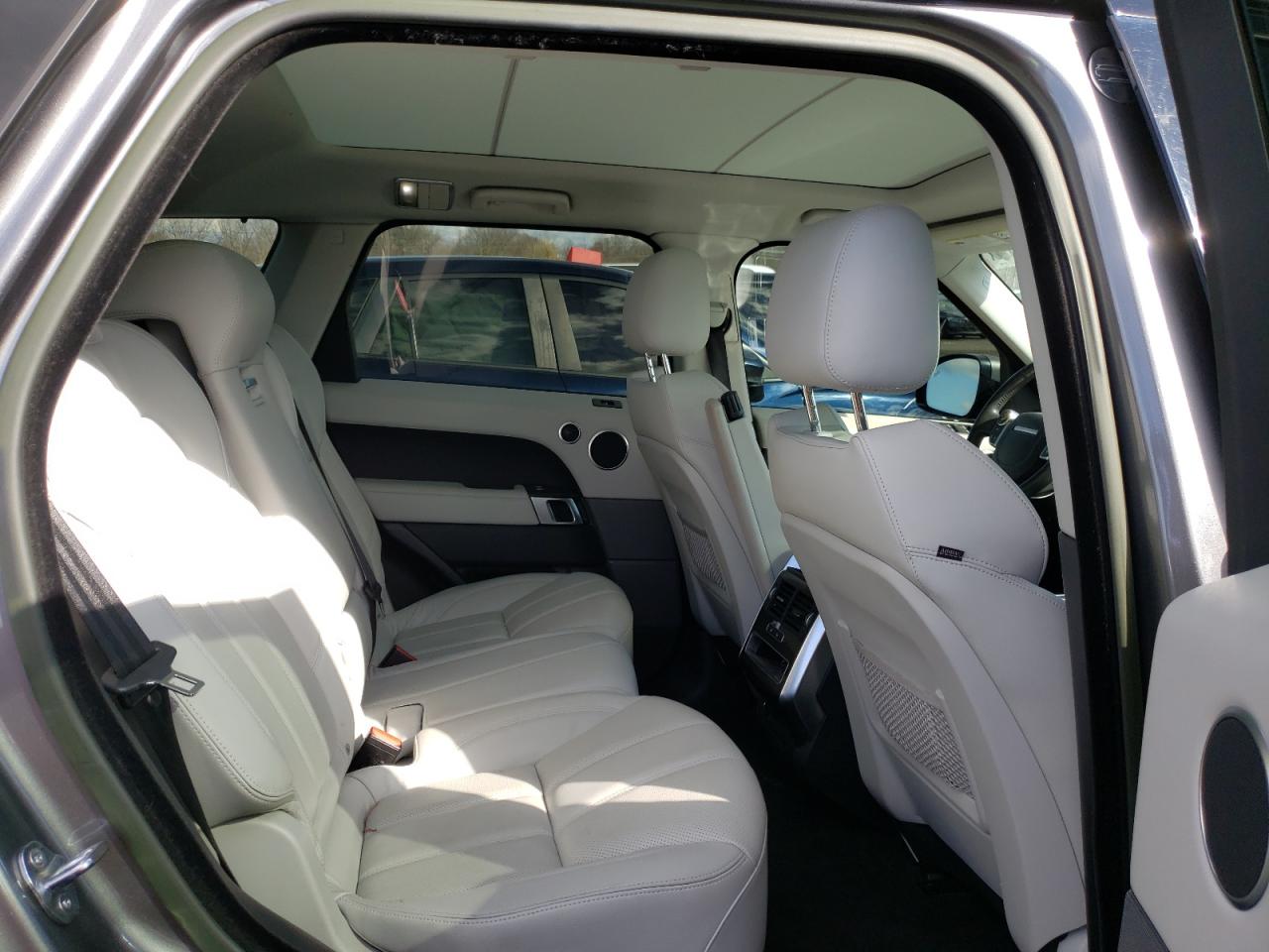 2015 Land Rover Range Rover - Image 10
