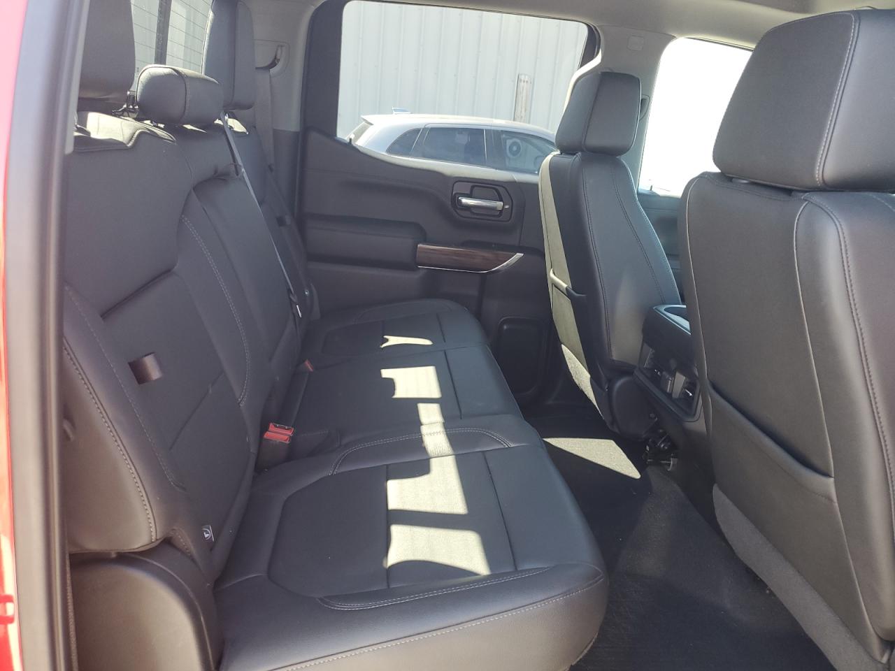 2022 Chevrolet Silverado - Image 10