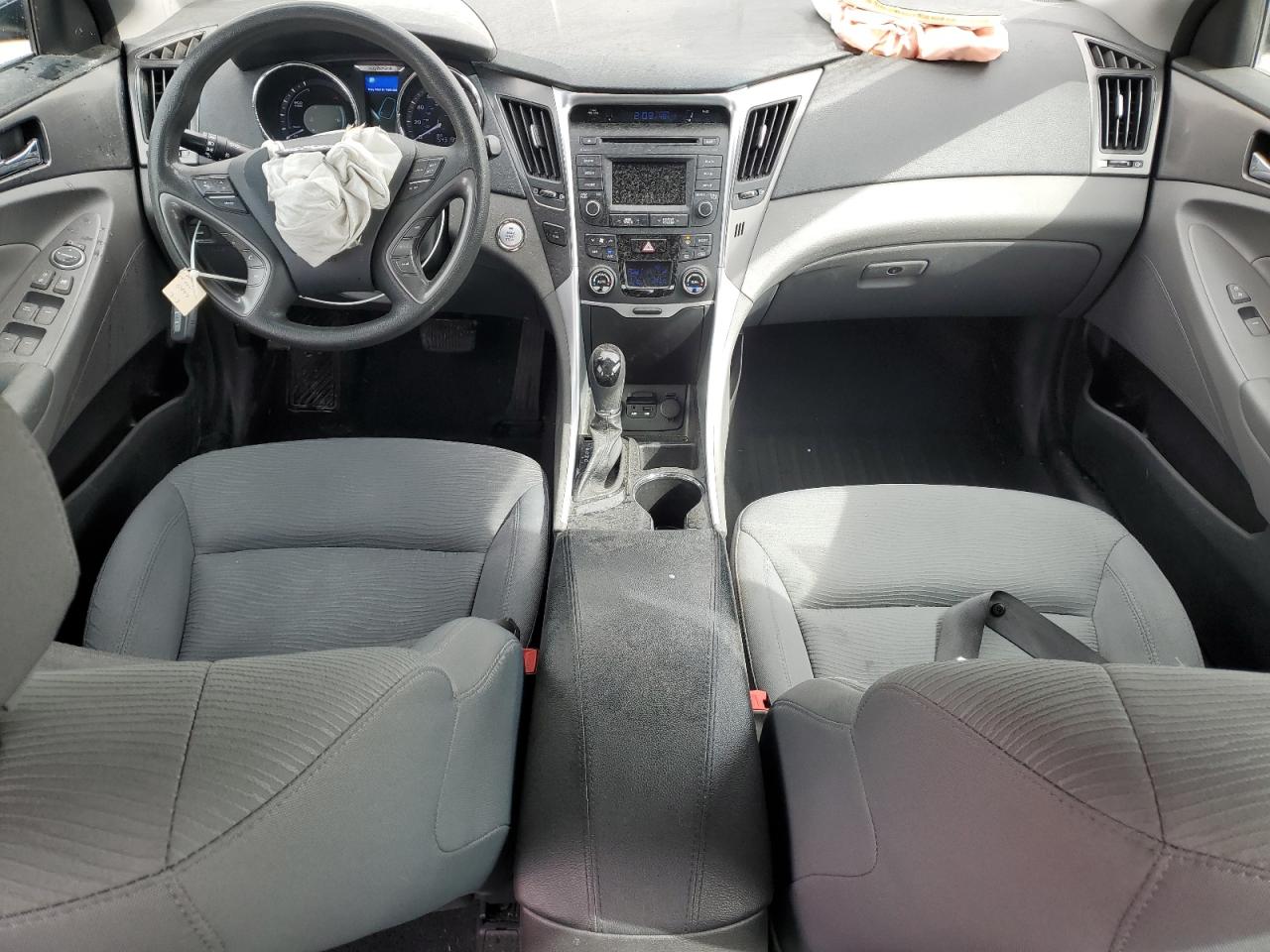 2015 Hyundai Sonata Hybrid VIN: KMHEC4A40FA123673 Lot: 48601475