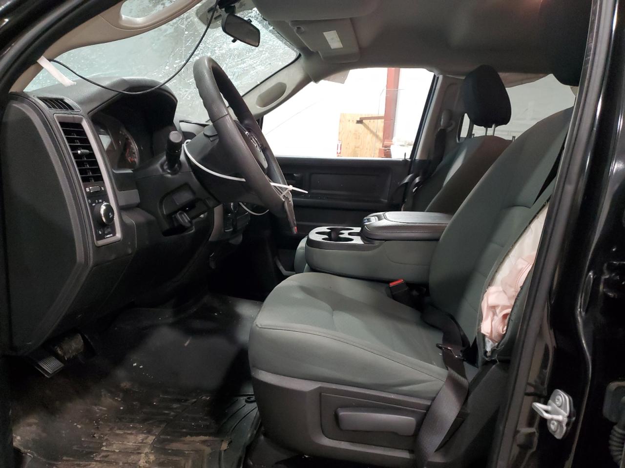 2017 RAM 1500 - Image 7
