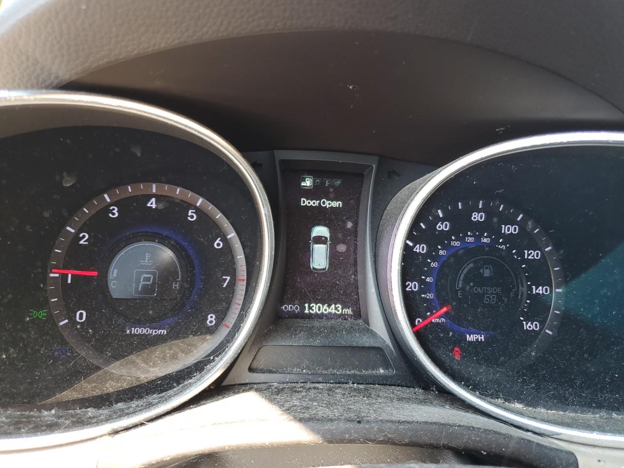 2013 Hyundai Santa Fe - Image 9