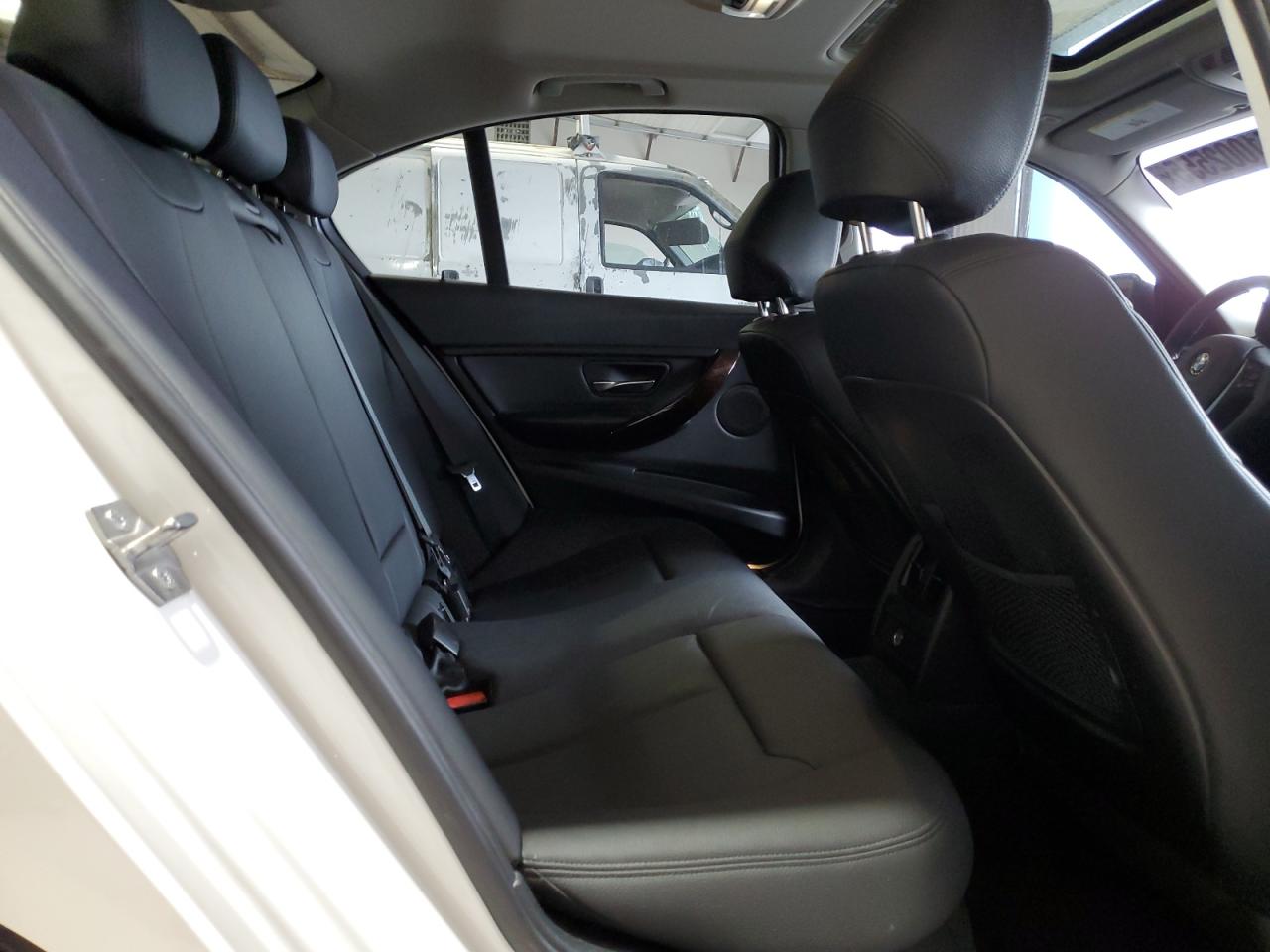 WBA3B3C58FJ985115 2015 BMW 328 Xi