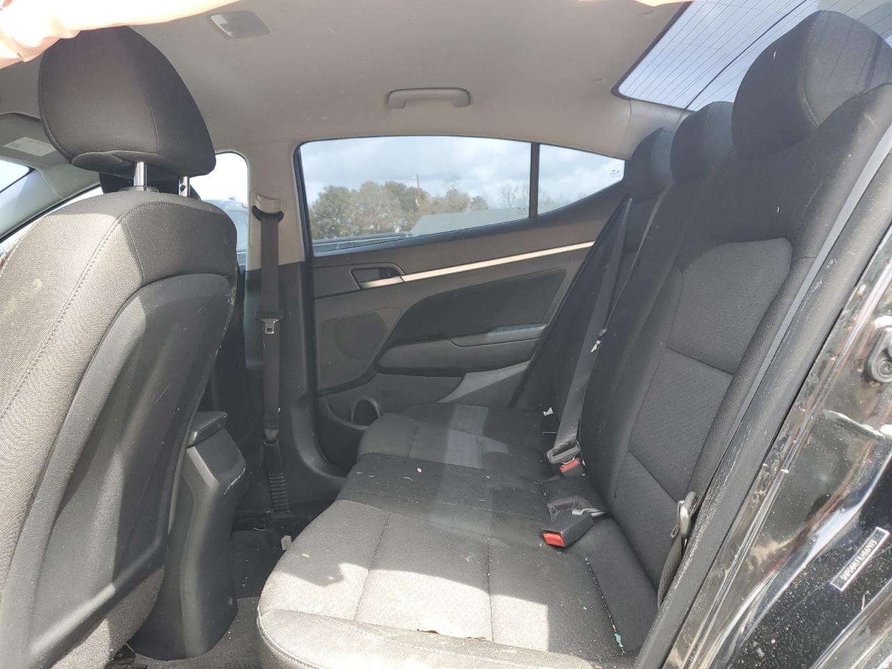 2020 Hyundai Elantra - Image 10